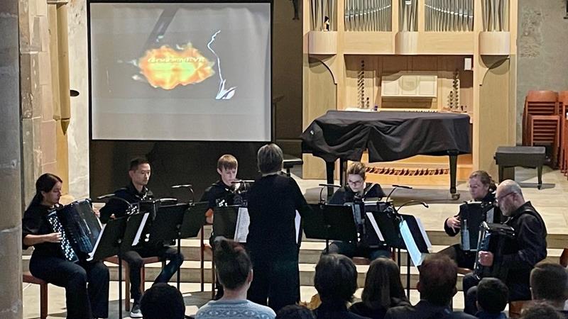 SPOT ON KEYBOARDS : Filmmusik durch das Akkordeon